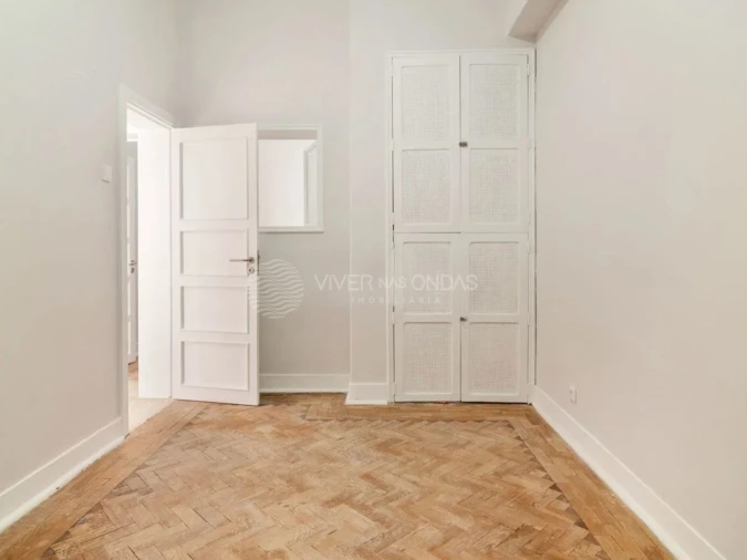 Prédio para Venda em Almada, Cova da Piedade, Pragal e Cacilhas Foto 9