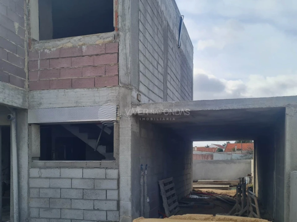 Moradia T3 para Venda em Charneca de Caparica e Sobreda Foto 9