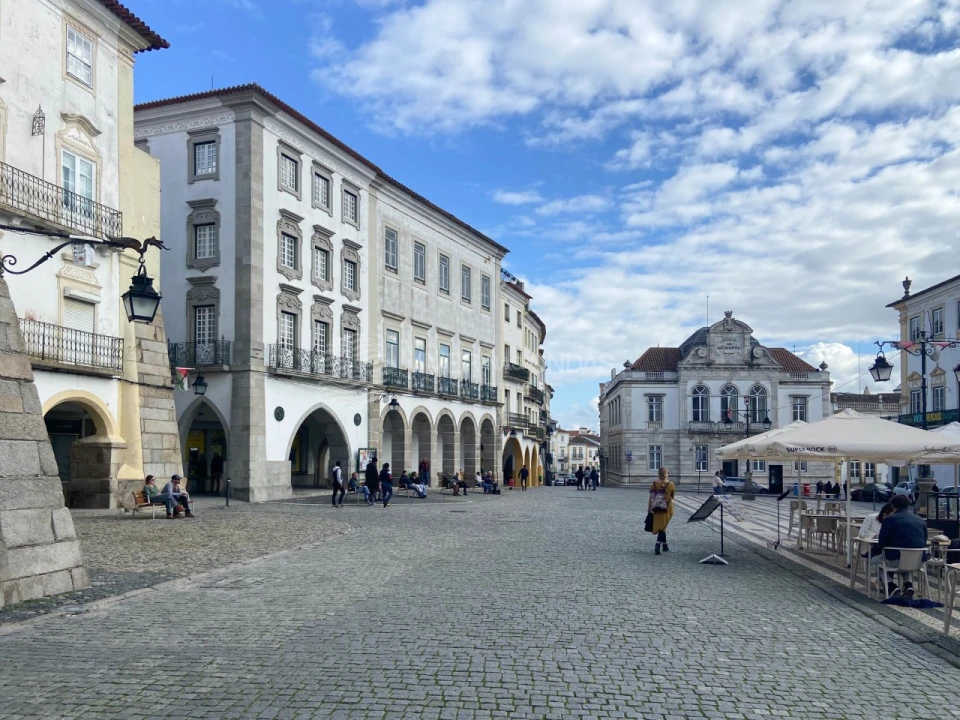 Moradia T6 para Venda em Évora (São Mamede, Sé, São Pedro e Santo Antão) Foto 33