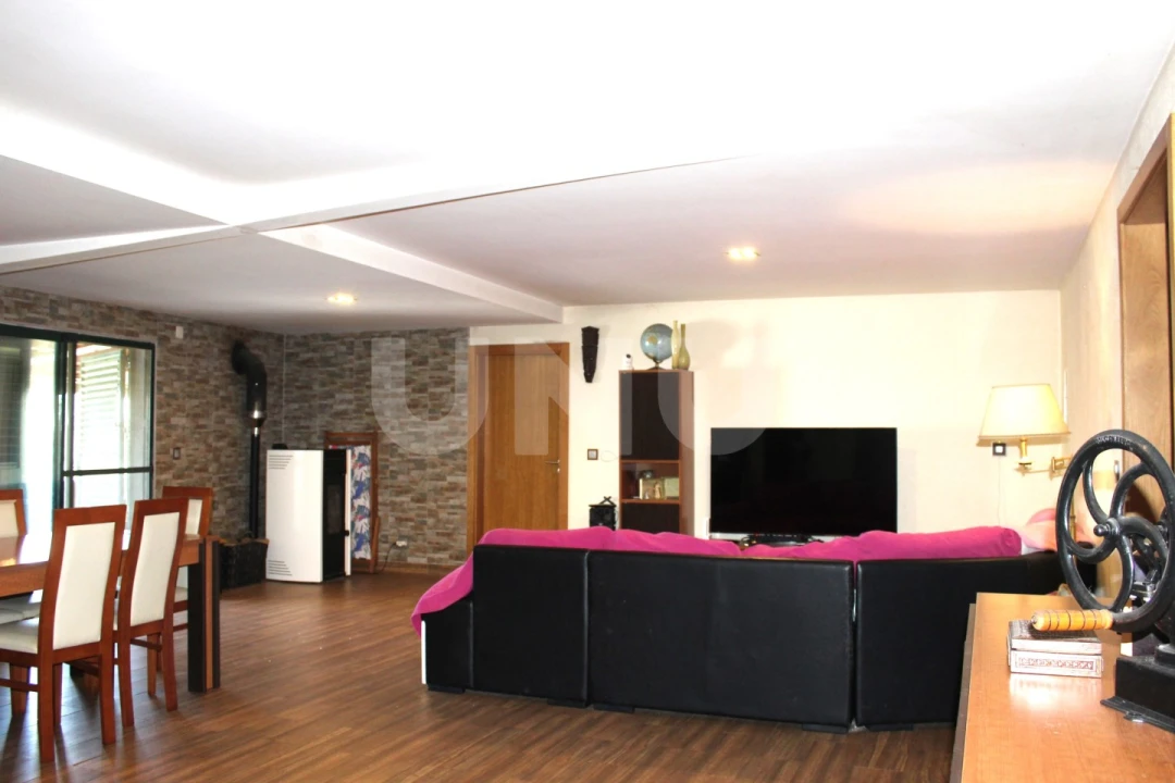 Quinta T3 para Venda em Salgueiro do Campo Foto 3