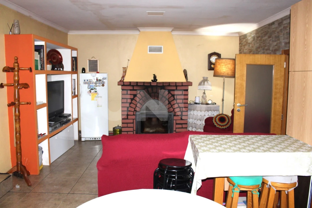 Quinta T3 para Venda em Salgueiro do Campo Foto 8