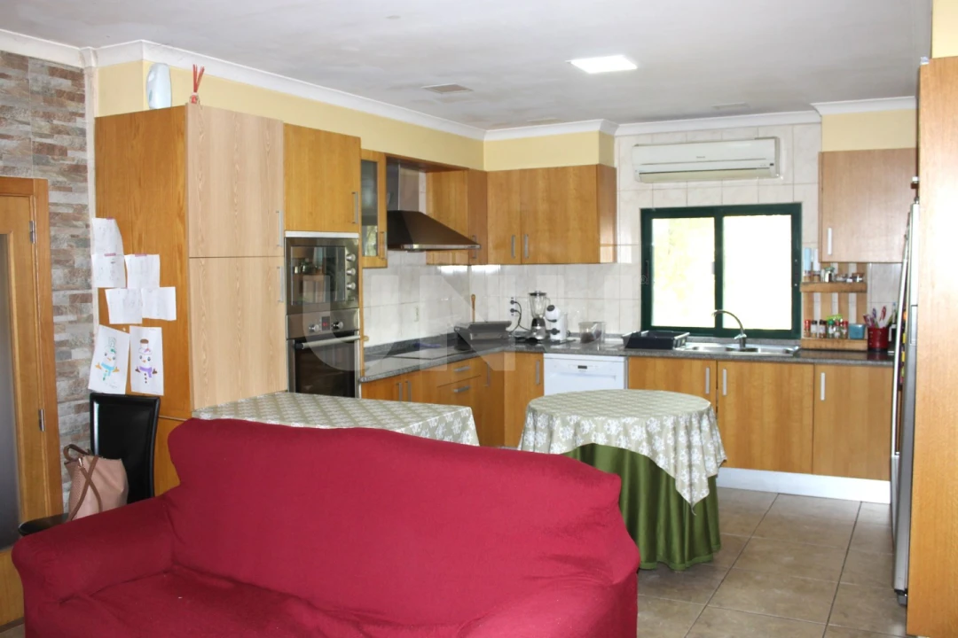 Quinta T3 para Venda em Salgueiro do Campo Foto 9