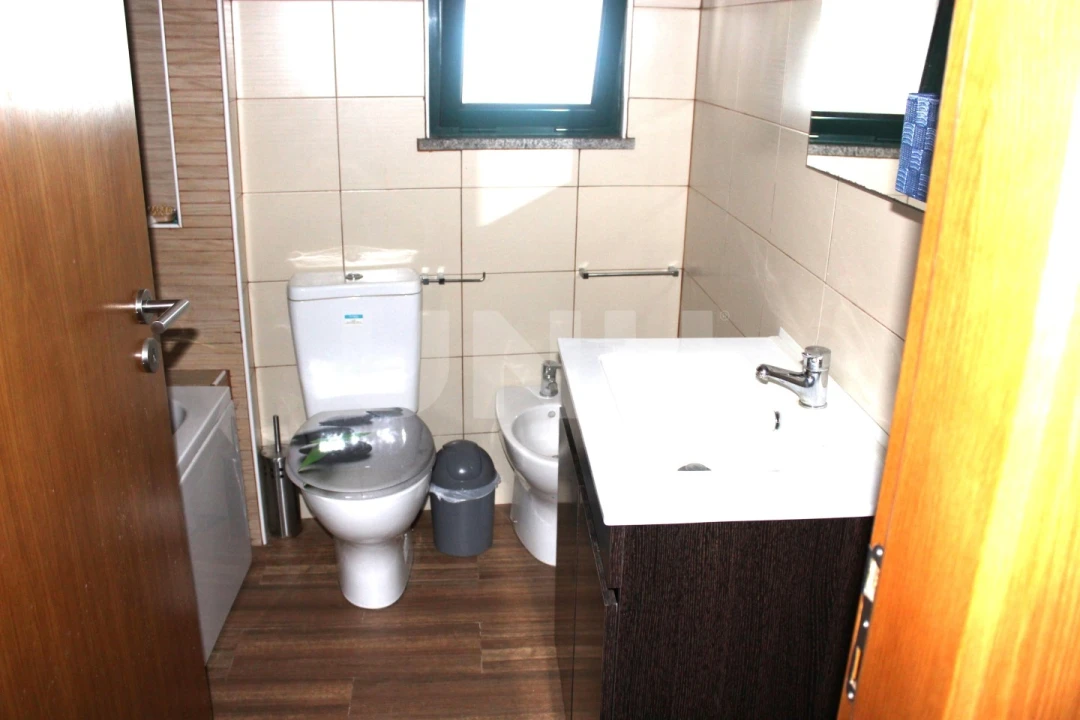 Quinta T3 para Venda em Salgueiro do Campo Foto 15