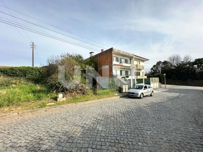 Terreno para Venda em Mozelos Foto 3