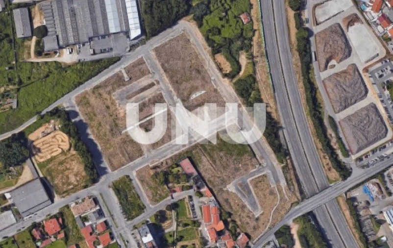 Terreno para Venda em São Paio de Oleiros Foto 2