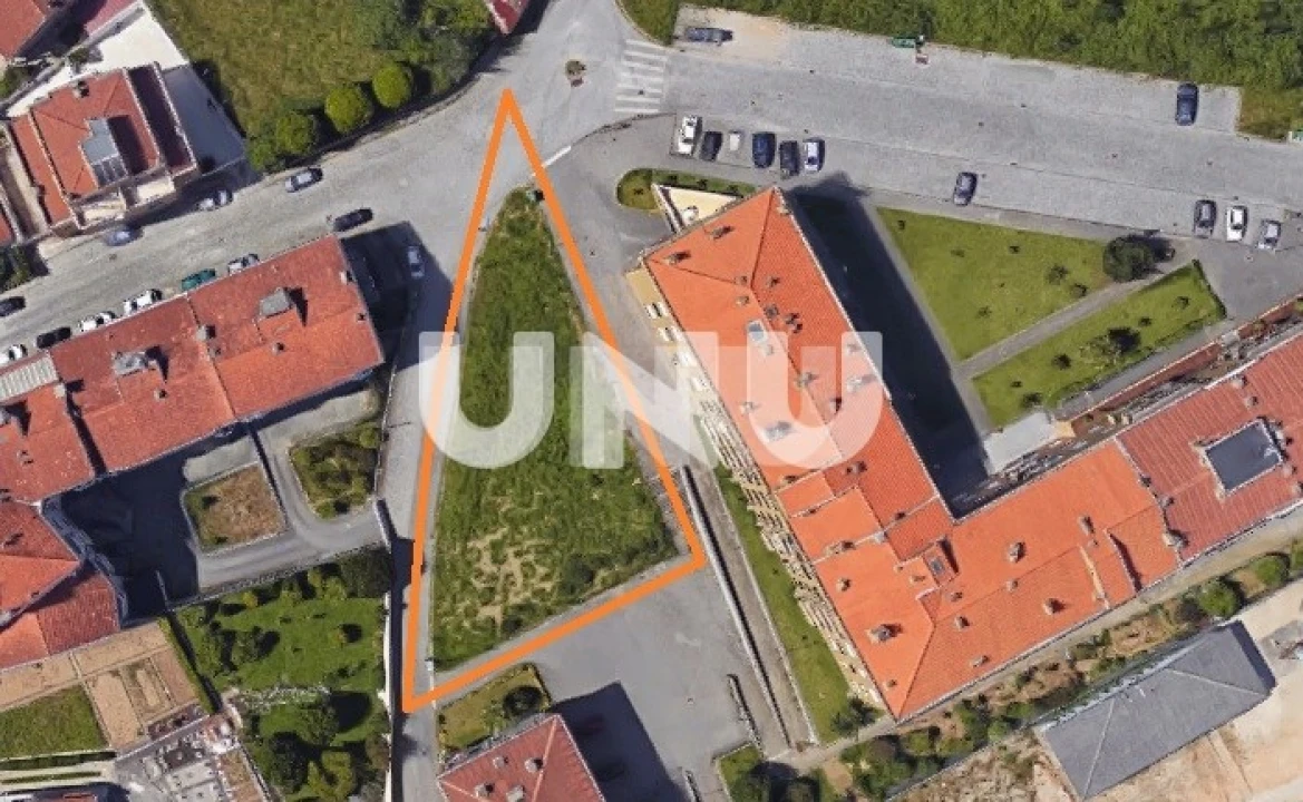 Terreno para Venda em Mozelos Foto 5