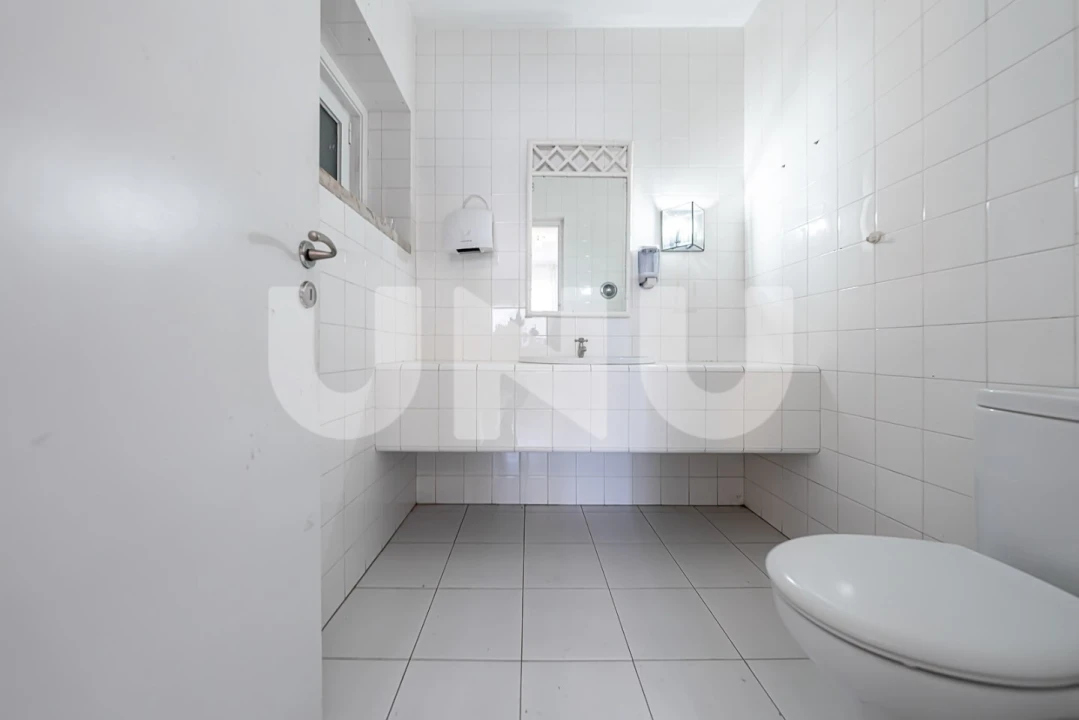 Quinta T6 para Venda em Colares Foto 8