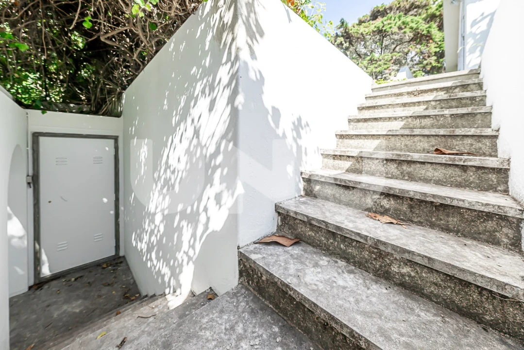 Quinta T6 para Venda em Colares Foto 34