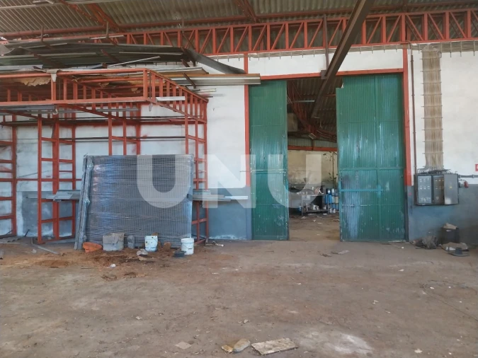 Armazém para Venda em Carvalhosa Foto 22