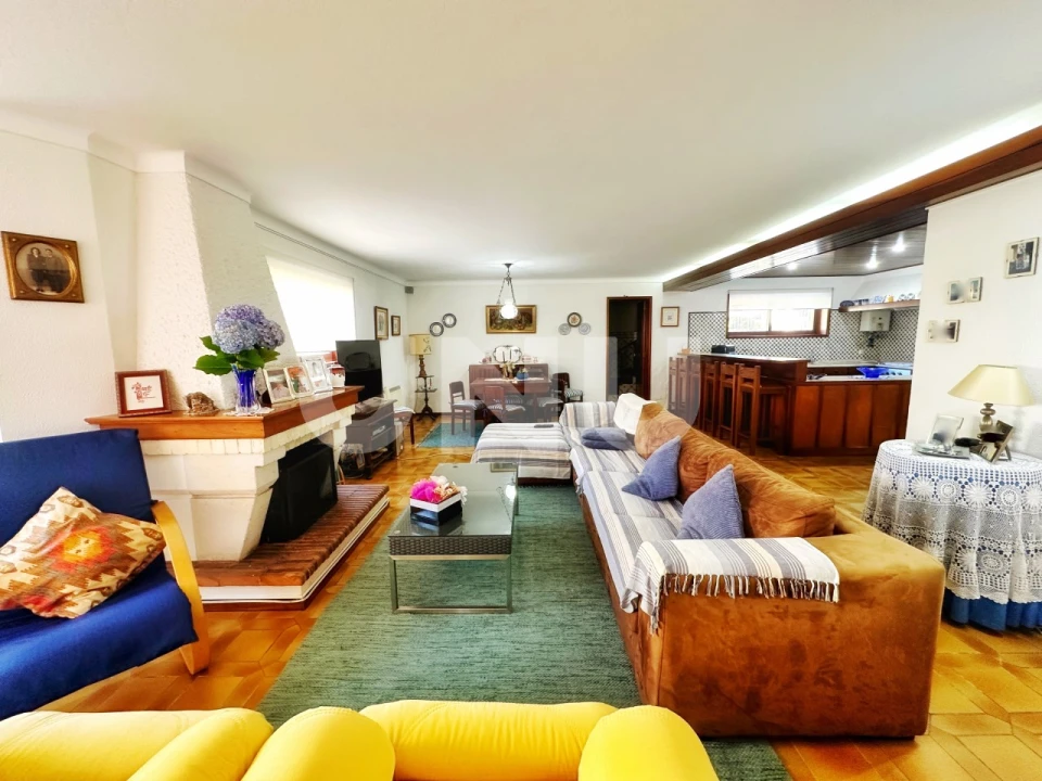 Moradia T4 para Venda em Esmoriz Foto 27