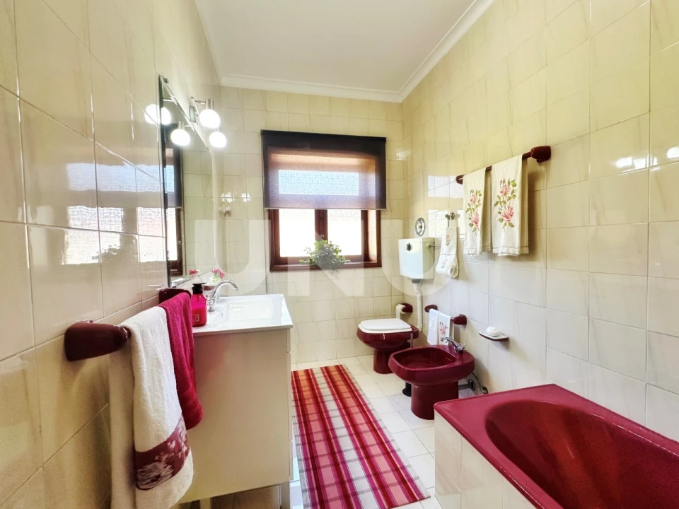 Moradia T4 para Venda em Esmoriz Foto 37