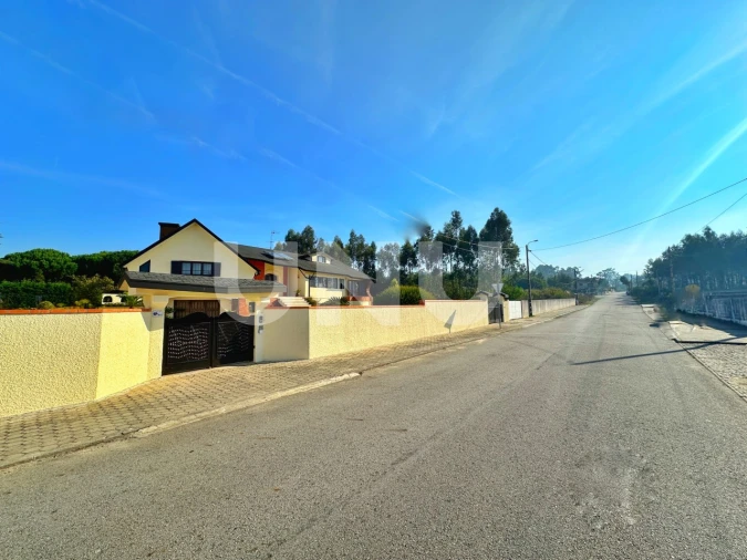 Moradia T4 para Venda em Esmoriz Foto 5