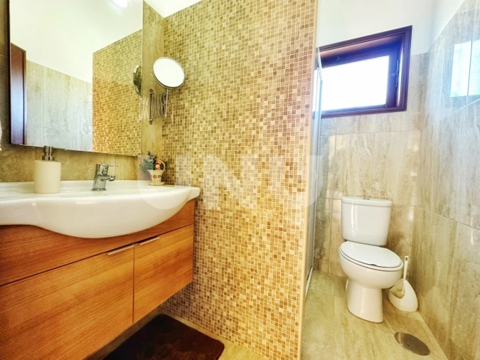 Moradia T4 para Venda em Esmoriz Foto 40