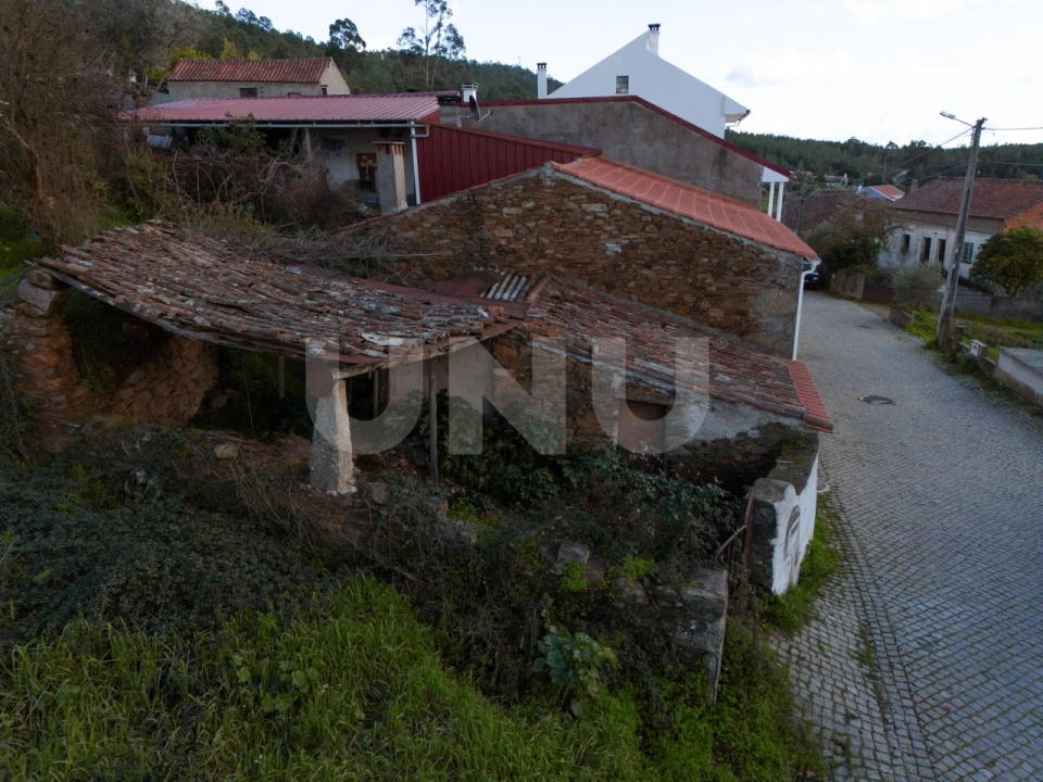 Moradia T3 para Venda em Salgueiro do Campo Foto 8