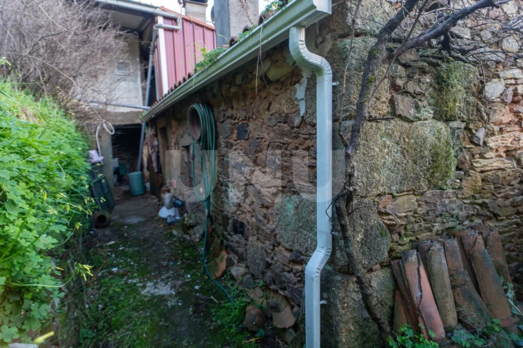 Moradia T3 para Venda em Salgueiro do Campo Foto 9