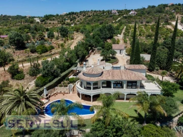 Moradia T5 para Venda em Silves