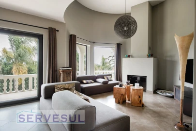 Moradia T5 para Venda em Silves