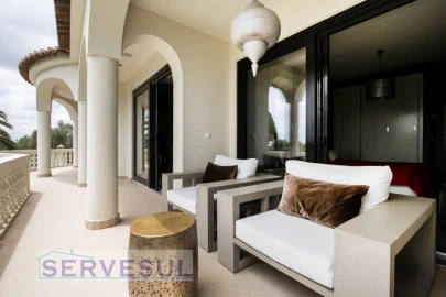 Moradia T5 para Venda em Silves