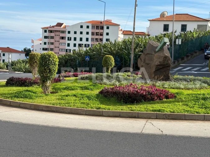 Terreno para Venda em Camara de Lobos Foto 12
