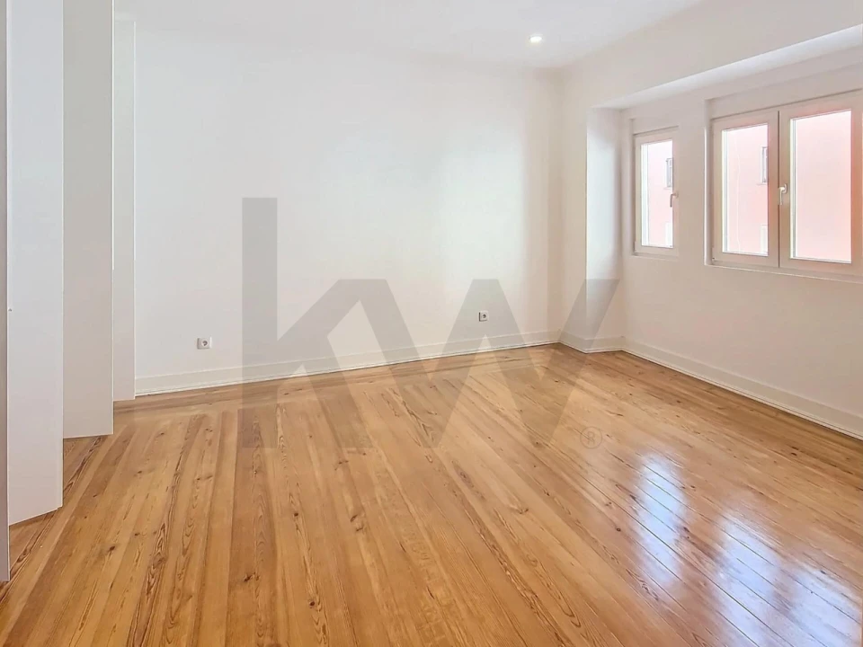 Apartamento T3 para Venda em Arroios Foto 11