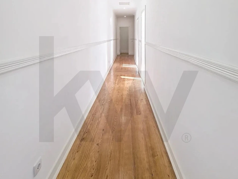 Apartamento T3 para Venda em Arroios Foto 12