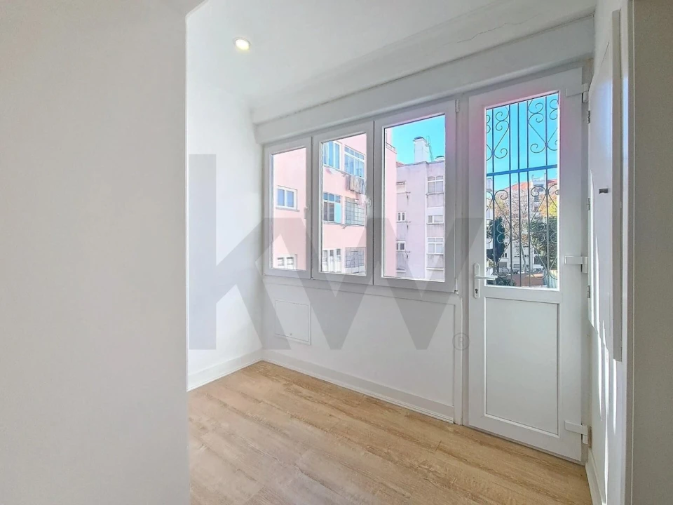 Apartamento T3 para Venda em Arroios Foto 14