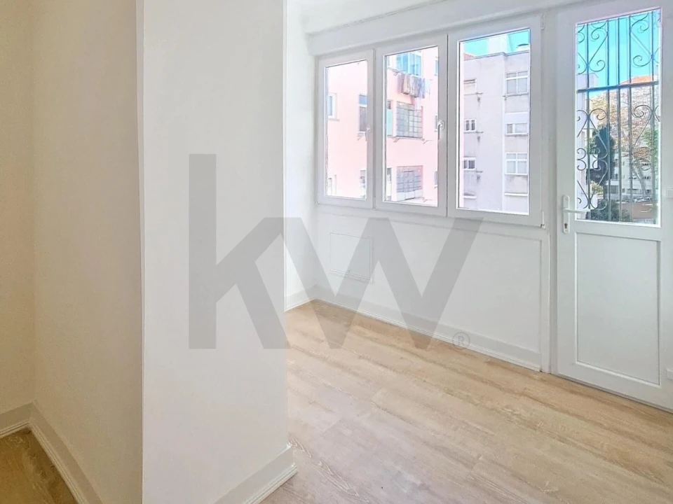 Apartamento T3 para Venda em Arroios Foto 7