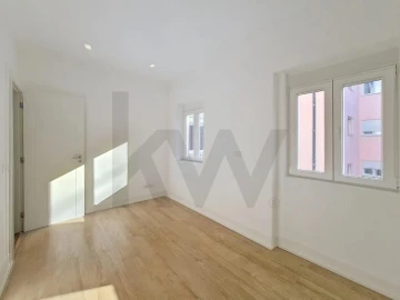 Apartamento T3 para Venda em Arroios