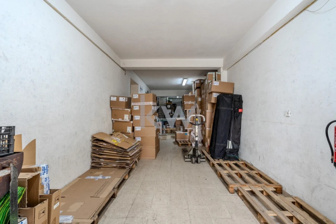 Armazém para Venda em Seixal, Arrentela e Aldeia de Paio Pires Foto 22