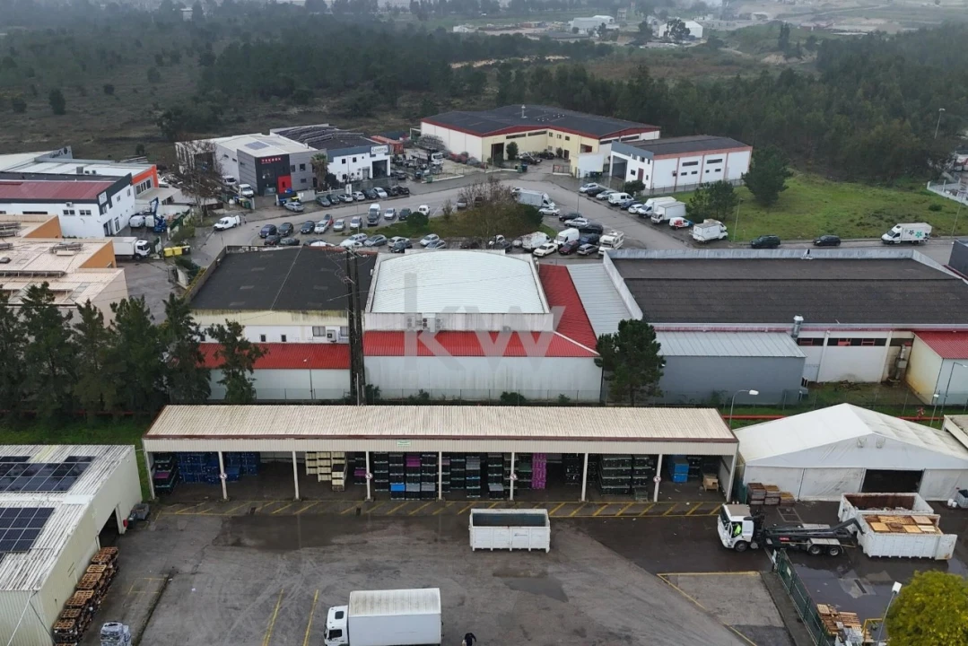 Armazém para Venda em Seixal, Arrentela e Aldeia de Paio Pires Foto 7