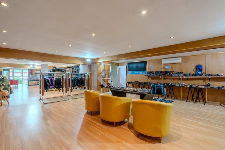 Armazém para Venda em Seixal, Arrentela e Aldeia de Paio Pires Foto 46