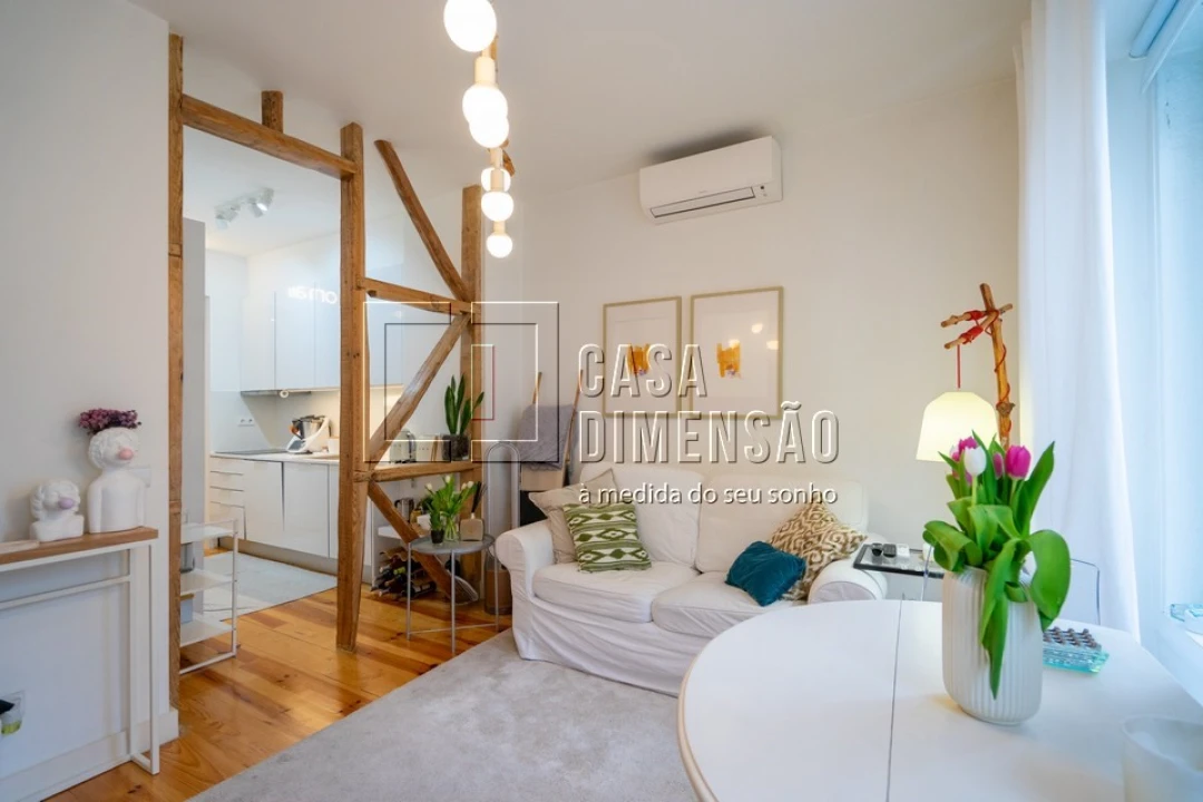 Apartamento T1 para Venda em Campolide Foto 18