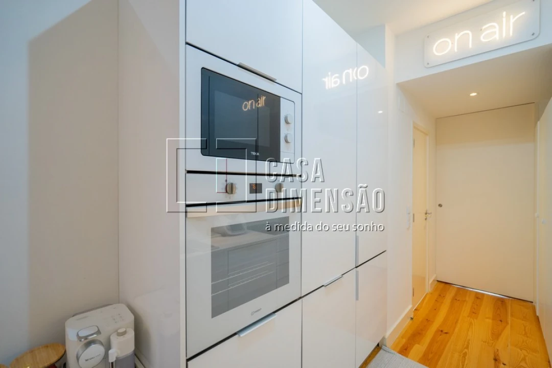 Apartamento T1 para Venda em Campolide Foto 26