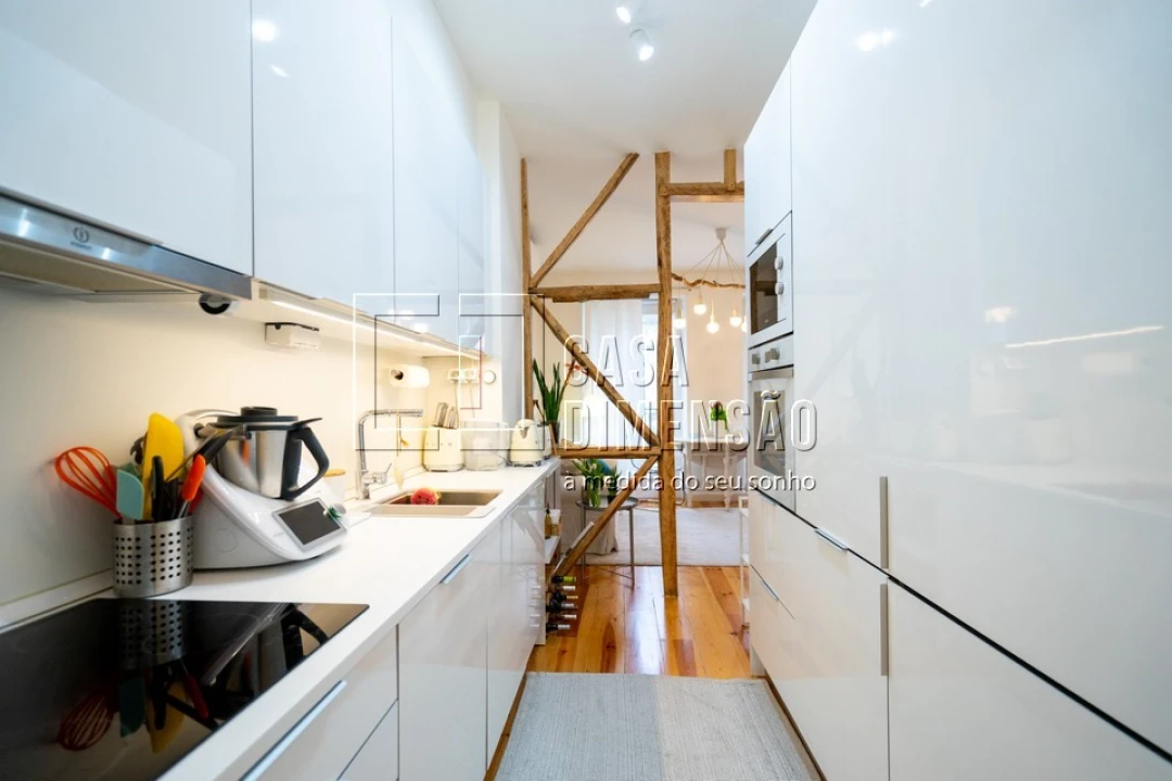 Apartamento T1 para Venda em Campolide Foto 28