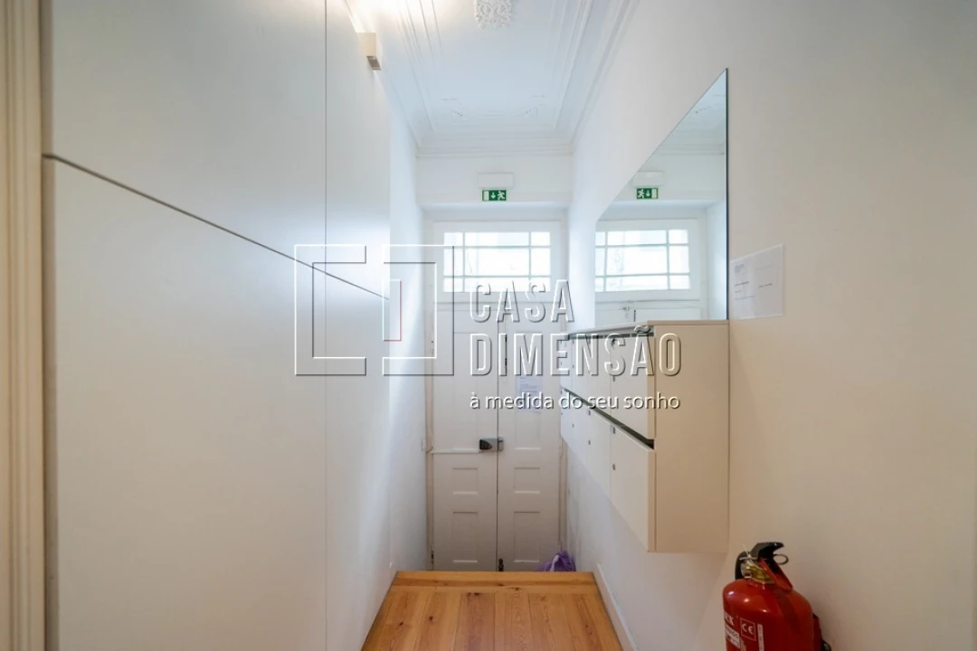 Apartamento T1 para Venda em Campolide Foto 63