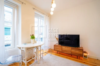 Apartamento T1 para Venda em Campolide