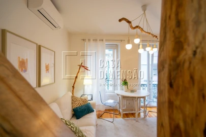 Apartamento T1 para Venda em Campolide
