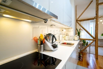 Apartamento T1 para Venda em Campolide