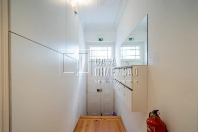 Apartamento T1 para Venda em Campolide