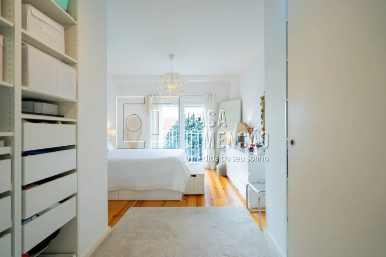 Apartamento T1 para Venda em Campolide Foto 35