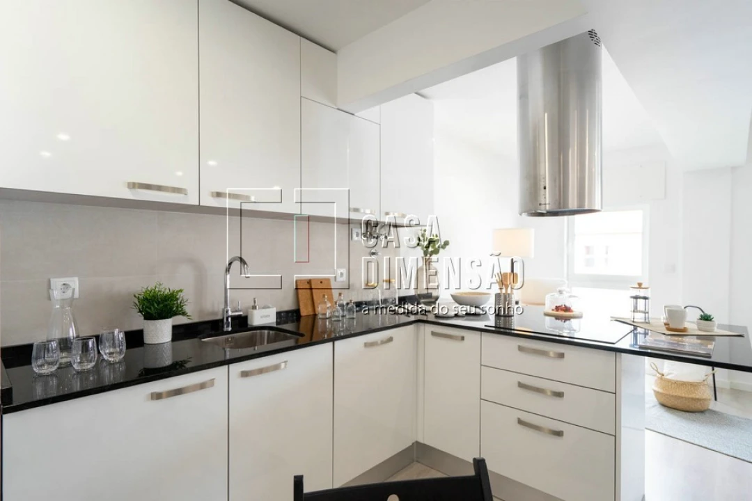 Apartamento T3 para Venda em Benfica Foto 12