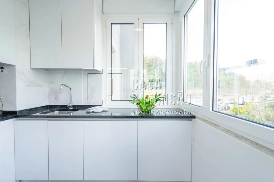 Apartamento T3 para Venda em Carnide Foto 14