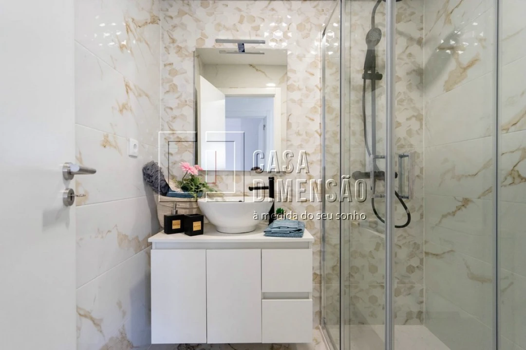 Apartamento T3 para Venda em Carnide Foto 16