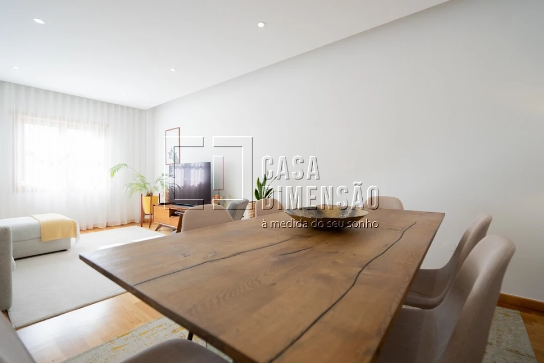 Apartamento T2 para Venda em Venteira Foto 32
