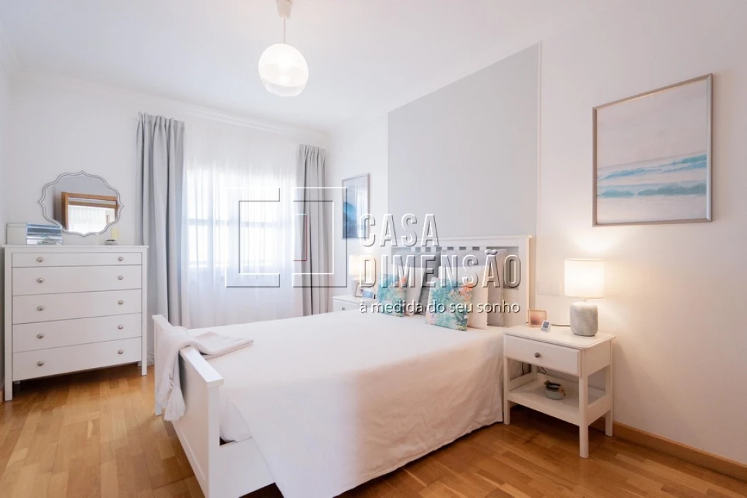 Apartamento T2 para Venda em Venteira Foto 48