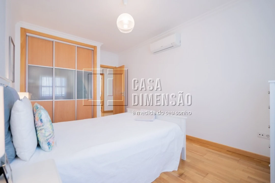 Apartamento T2 para Venda em Venteira Foto 54