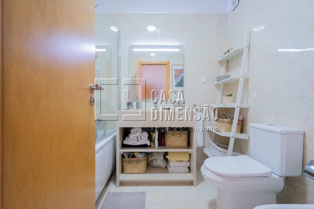 Apartamento T2 para Venda em Venteira Foto 63