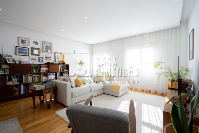 Apartamento T2 para Venda em Venteira