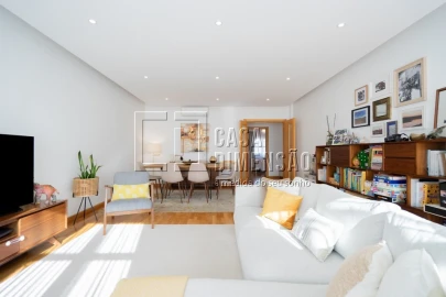 Apartamento T2 para Venda em Venteira