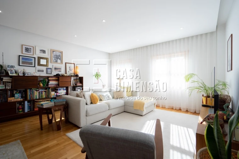 Apartamento T2 para Venda em Venteira Foto 18